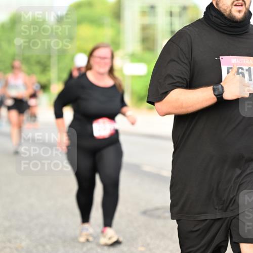 06.09.2026 - CURREX Alsterlauf Dr. Thomas Lammeyer http://msf.ph/oto/10142968 06.09.2026 10:13:02 Laufen 615 meine-sportfotos.de