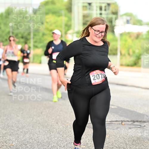 06.09.2026 - CURREX Alsterlauf Dr. Thomas Lammeyer http://msf.ph/oto/10142974 06.09.2026 10:13:03 Laufen 207 meine-sportfotos.de