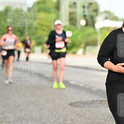 06.09.2026 - CURREX Alsterlauf Dr. Thomas Lammeyer http://msf.ph/oto/10142984 06.09.2026 10:13:04 Laufen 207, 520 meine-sportfotos.de