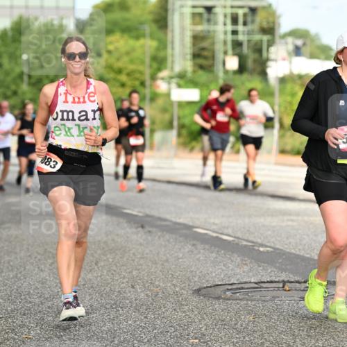 06.09.2026 - CURREX Alsterlauf Dr. Thomas Lammeyer http://msf.ph/oto/10143010 06.09.2026 10:13:06 Laufen 083, 5560 meine-sportfotos.de