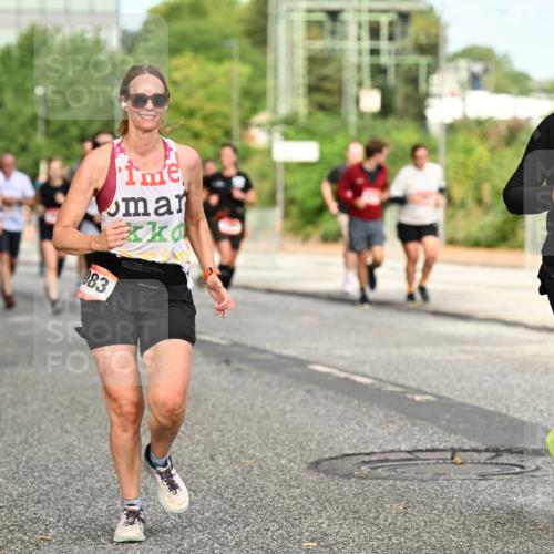 06.09.2026 - CURREX Alsterlauf Dr. Thomas Lammeyer http://msf.ph/oto/10143013 06.09.2026 10:13:07 Laufen 183, 5560 meine-sportfotos.de