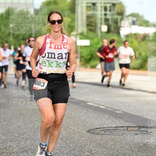06.09.2026 - CURREX Alsterlauf Dr. Thomas Lammeyer http://msf.ph/oto/10143015 06.09.2026 10:13:07 Laufen 083 meine-sportfotos.de