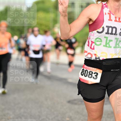 06.09.2026 - CURREX Alsterlauf Dr. Thomas Lammeyer http://msf.ph/oto/10143027 06.09.2026 10:13:08 Laufen 2, 8083 meine-sportfotos.de