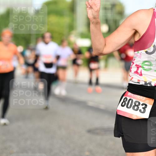 06.09.2026 - CURREX Alsterlauf Dr. Thomas Lammeyer http://msf.ph/oto/10143030 06.09.2026 10:13:08 Laufen 8083 meine-sportfotos.de