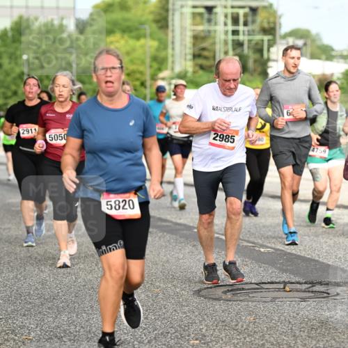 06.09.2026 - CURREX Alsterlauf Dr. Thomas Lammeyer http://msf.ph/oto/10143079 06.09.2026 10:13:14 Laufen 3948, 2911, 5050, 5820, 2985, 80, 4759, 45 meine-sportfotos.de