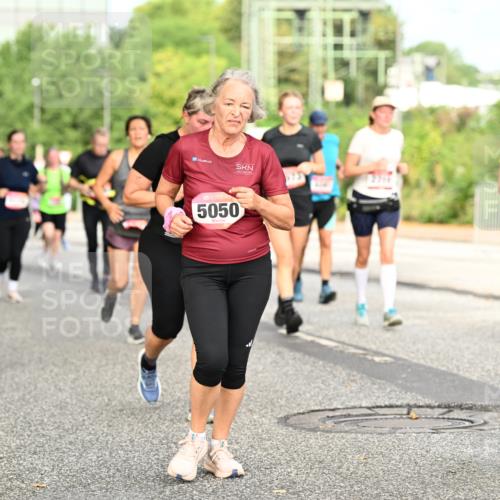06.09.2026 - CURREX Alsterlauf Dr. Thomas Lammeyer http://msf.ph/oto/10143093 06.09.2026 10:13:16 Laufen 3948, 5050, 368 meine-sportfotos.de