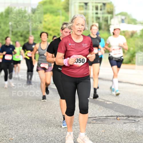06.09.2026 - CURREX Alsterlauf Dr. Thomas Lammeyer http://msf.ph/oto/10143097 06.09.2026 10:13:16 Laufen 3948, 050, 3680 meine-sportfotos.de