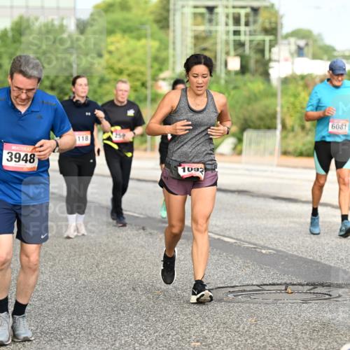 06.09.2026 - CURREX Alsterlauf Dr. Thomas Lammeyer http://msf.ph/oto/10143114 06.09.2026 10:13:18 Laufen 3948, 118, 1092, 6081 meine-sportfotos.de