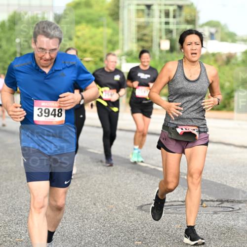 06.09.2026 - CURREX Alsterlauf Dr. Thomas Lammeyer http://msf.ph/oto/10143122 06.09.2026 10:13:19 Laufen 3948, 6081 meine-sportfotos.de