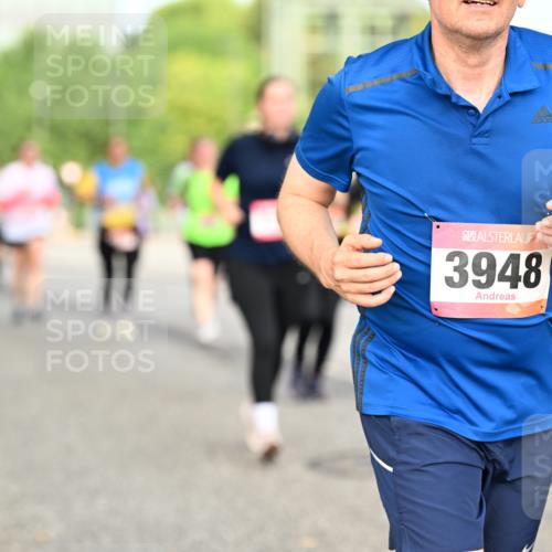 06.09.2026 - CURREX Alsterlauf Dr. Thomas Lammeyer http://msf.ph/oto/10143134 06.09.2026 10:13:20 Laufen 3948 meine-sportfotos.de
