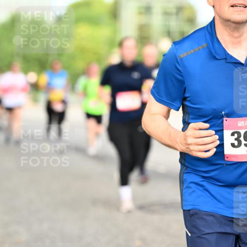 06.09.2026 - CURREX Alsterlauf Dr. Thomas Lammeyer http://msf.ph/oto/10143135 06.09.2026 10:13:20 Laufen 3948 meine-sportfotos.de