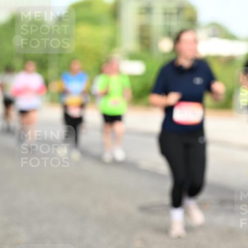 06.09.2026 - CURREX Alsterlauf Dr. Thomas Lammeyer http://msf.ph/oto/10143143 06.09.2026 10:13:21 Laufen  meine-sportfotos.de