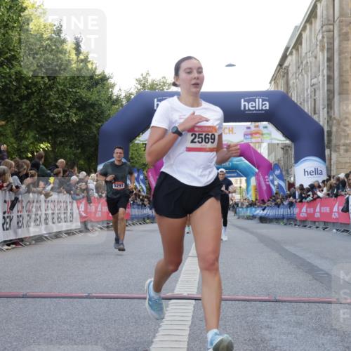 06.09.2026 - CURREX Alsterlauf Yannick Fuchs http://msf.ph/oto/10143151 06.09.2026 09:47:07 Ziel 2210, 2569, 2605, 4460, 5297, 5705, 5877, 6150, 8104, 8125 meine-sportfotos.de