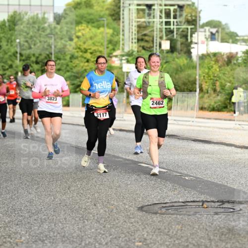 06.09.2026 - CURREX Alsterlauf Dr. Thomas Lammeyer http://msf.ph/oto/10143155 06.09.2026 10:13:22 Laufen 2795, 3823, 3117, 2462 meine-sportfotos.de
