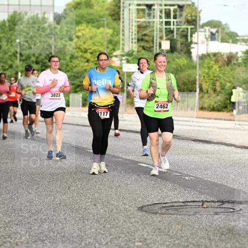 06.09.2026 - CURREX Alsterlauf Dr. Thomas Lammeyer http://msf.ph/oto/10143157 06.09.2026 10:13:22 Laufen 2795, 3823, 117, 2462 meine-sportfotos.de
