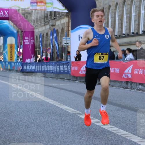 06.09.2026 - CURREX Alsterlauf Strokosch-Dieckow http://msf.ph/oto/10143168 06.09.2026 11:16:19 Ziel 62, 63, 70, 71, 78, 86, 87 meine-sportfotos.de