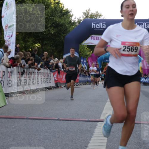 06.09.2026 - CURREX Alsterlauf Yannick Fuchs http://msf.ph/oto/10143170 06.09.2026 09:47:07 Ziel 2210, 2569, 2605, 4460, 5297, 5705, 5877, 6150, 8104, 8125 meine-sportfotos.de