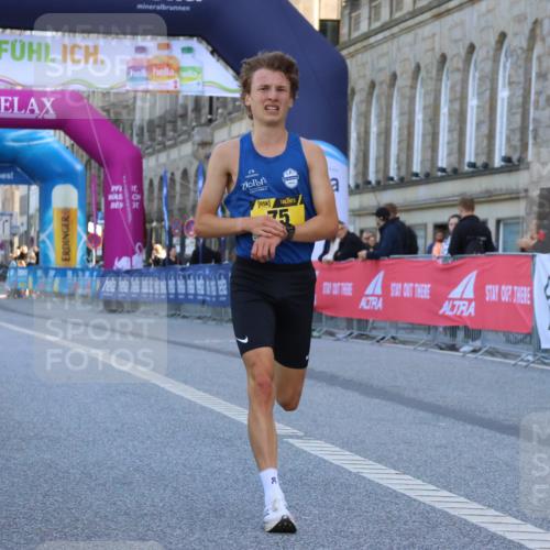 06.09.2026 - CURREX Alsterlauf Strokosch-Dieckow http://msf.ph/oto/10143224 06.09.2026 11:16:30 Ziel 70, 75 meine-sportfotos.de