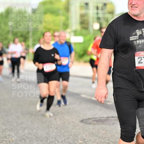 06.09.2026 - CURREX Alsterlauf Dr. Thomas Lammeyer http://msf.ph/oto/10143226 06.09.2026 10:13:34 Laufen 2795 meine-sportfotos.de