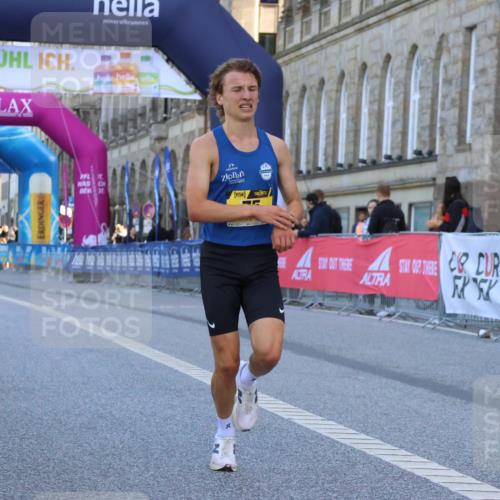 06.09.2026 - CURREX Alsterlauf Strokosch-Dieckow http://msf.ph/oto/10143233 06.09.2026 11:16:30 Ziel 70, 75 meine-sportfotos.de