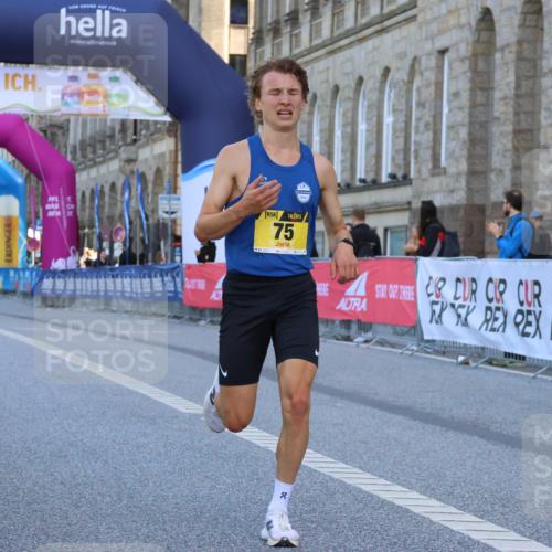 06.09.2026 - CURREX Alsterlauf Strokosch-Dieckow http://msf.ph/oto/10143251 06.09.2026 11:16:30 Ziel 70, 75 meine-sportfotos.de