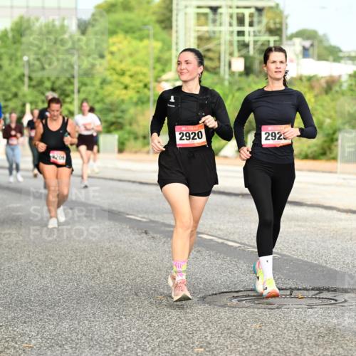 06.09.2026 - CURREX Alsterlauf Dr. Thomas Lammeyer http://msf.ph/oto/10143322 06.09.2026 10:13:45 Laufen 2208, 2209, 2920, 292, 2026 meine-sportfotos.de