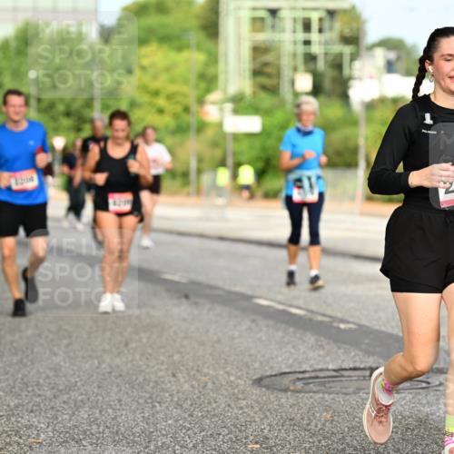 06.09.2026 - CURREX Alsterlauf Dr. Thomas Lammeyer http://msf.ph/oto/10143336 06.09.2026 10:13:46 Laufen 2920 meine-sportfotos.de