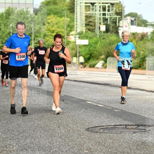 06.09.2026 - CURREX Alsterlauf Dr. Thomas Lammeyer http://msf.ph/oto/10143342 06.09.2026 10:13:47 Laufen 3052, 2208, 4804, 2209 meine-sportfotos.de