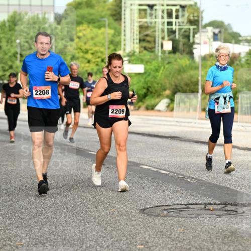 06.09.2026 - CURREX Alsterlauf Dr. Thomas Lammeyer http://msf.ph/oto/10143346 06.09.2026 10:13:47 Laufen 2208, 4004, 2209 meine-sportfotos.de
