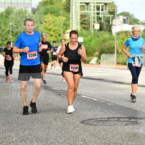 06.09.2026 - CURREX Alsterlauf Dr. Thomas Lammeyer http://msf.ph/oto/10143350 06.09.2026 10:13:47 Laufen 2, 2208, 4304, 4, 9, 2209 meine-sportfotos.de
