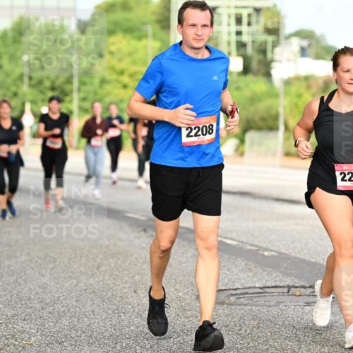 06.09.2026 - CURREX Alsterlauf Dr. Thomas Lammeyer http://msf.ph/oto/10143368 06.09.2026 10:13:49 Laufen 2208, 2209 meine-sportfotos.de