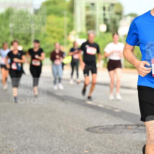 06.09.2026 - CURREX Alsterlauf Dr. Thomas Lammeyer http://msf.ph/oto/10143375 06.09.2026 10:13:50 Laufen 2208 meine-sportfotos.de