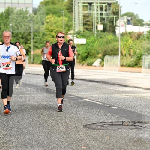 06.09.2026 - CURREX Alsterlauf Dr. Thomas Lammeyer http://msf.ph/oto/10143418 06.09.2026 10:14:01 Laufen 2381, 2287 meine-sportfotos.de