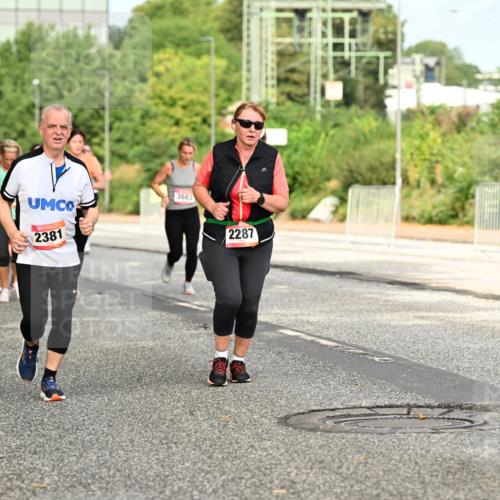 06.09.2026 - CURREX Alsterlauf Dr. Thomas Lammeyer http://msf.ph/oto/10143423 06.09.2026 10:14:02 Laufen 2381, 3683, 2287 meine-sportfotos.de