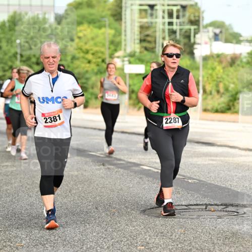 06.09.2026 - CURREX Alsterlauf Dr. Thomas Lammeyer http://msf.ph/oto/10143430 06.09.2026 10:14:03 Laufen 2381, 3683, 2287 meine-sportfotos.de