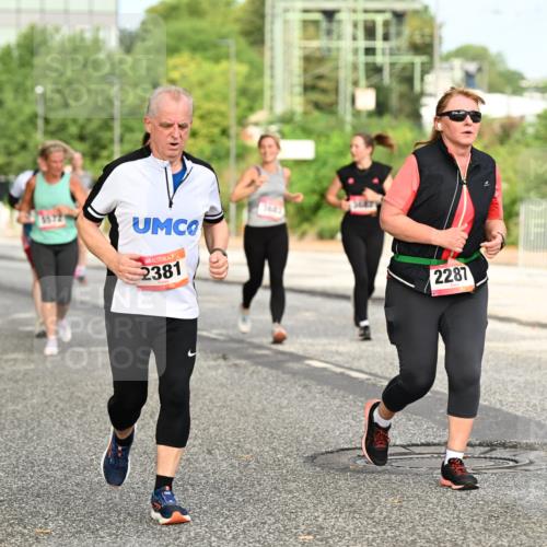 06.09.2026 - CURREX Alsterlauf Dr. Thomas Lammeyer http://msf.ph/oto/10143435 06.09.2026 10:14:03 Laufen 2381, 2287 meine-sportfotos.de
