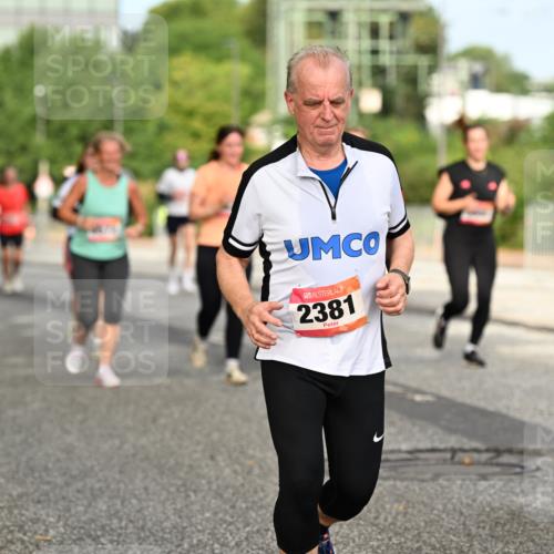 06.09.2026 - CURREX Alsterlauf Dr. Thomas Lammeyer http://msf.ph/oto/10143444 06.09.2026 10:14:04 Laufen 2381 meine-sportfotos.de