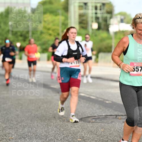 06.09.2026 - CURREX Alsterlauf Dr. Thomas Lammeyer http://msf.ph/oto/10143479 06.09.2026 10:14:08 Laufen 2157, 5572 meine-sportfotos.de
