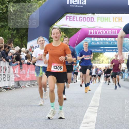 06.09.2026 - CURREX Alsterlauf Yannick Fuchs http://msf.ph/oto/10143482 06.09.2026 09:47:11 Ziel 2569, 2605, 4306, 4598, 5297, 5403, 5417, 5877, 6150, 8104, 8125 meine-sportfotos.de