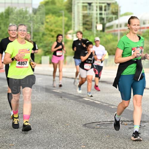 06.09.2026 - CURREX Alsterlauf Dr. Thomas Lammeyer http://msf.ph/oto/10143561 06.09.2026 10:14:18 Laufen 4857, 4134, 6 meine-sportfotos.de