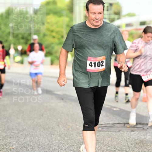 06.09.2026 - CURREX Alsterlauf Dr. Thomas Lammeyer http://msf.ph/oto/10143673 06.09.2026 10:14:30 Laufen 4102 meine-sportfotos.de