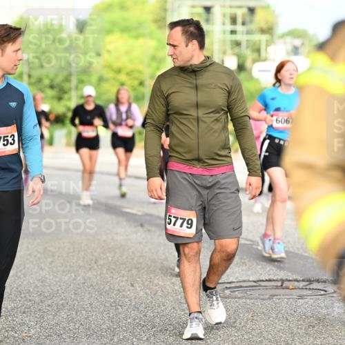 06.09.2026 - CURREX Alsterlauf Dr. Thomas Lammeyer http://msf.ph/oto/10143732 06.09.2026 10:14:41 Laufen 5753, 5779, 6067 meine-sportfotos.de
