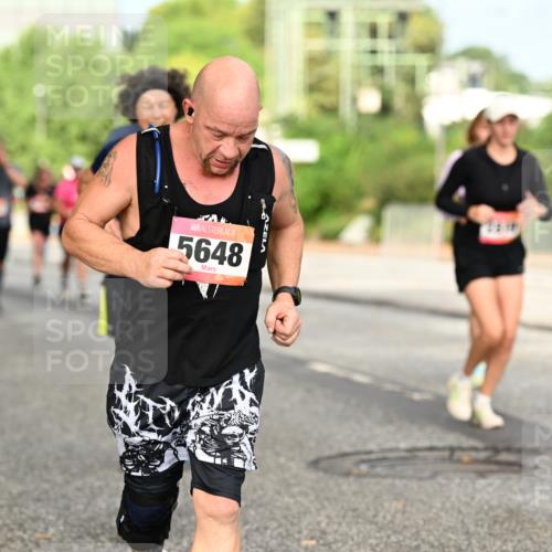 06.09.2026 - CURREX Alsterlauf Dr. Thomas Lammeyer http://msf.ph/oto/10143750 06.09.2026 10:14:46 Laufen 5648 meine-sportfotos.de