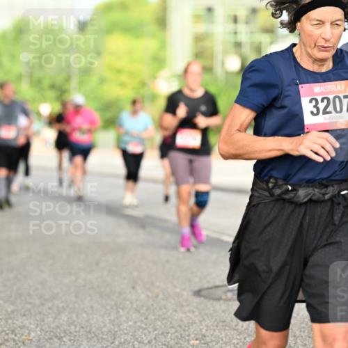 06.09.2026 - CURREX Alsterlauf Dr. Thomas Lammeyer http://msf.ph/oto/10143767 06.09.2026 10:14:48 Laufen 3207 meine-sportfotos.de