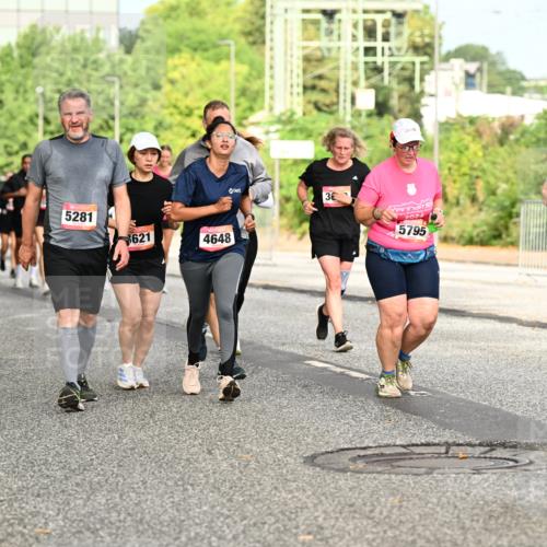 06.09.2026 - CURREX Alsterlauf Dr. Thomas Lammeyer http://msf.ph/oto/10143796 06.09.2026 10:14:53 Laufen 5281, 3324, 621, 4648, 36, 500, 2024, 5795, 3253 meine-sportfotos.de