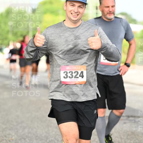 06.09.2026 - CURREX Alsterlauf Dr. Thomas Lammeyer http://msf.ph/oto/10143820 06.09.2026 10:14:57 Laufen 3324 meine-sportfotos.de