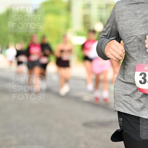 06.09.2026 - CURREX Alsterlauf Dr. Thomas Lammeyer http://msf.ph/oto/10143827 06.09.2026 10:14:57 Laufen 353, 3324 meine-sportfotos.de