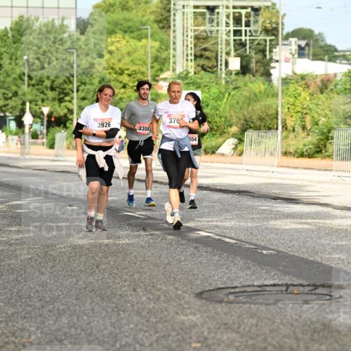 06.09.2026 - CURREX Alsterlauf Dr. Thomas Lammeyer http://msf.ph/oto/10143895 06.09.2026 10:15:07 Laufen 3926, 3358, 376, 654 meine-sportfotos.de