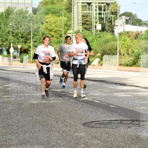 06.09.2026 - CURREX Alsterlauf Dr. Thomas Lammeyer http://msf.ph/oto/10143898 06.09.2026 10:15:08 Laufen 3926, 3358, 769 meine-sportfotos.de