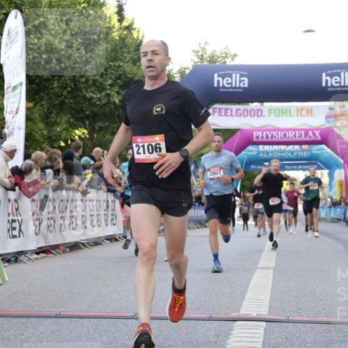06.09.2026 - CURREX Alsterlauf Yannick Fuchs http://msf.ph/oto/10143900 06.09.2026 09:47:20 Ziel 2106, 2807, 4306, 4441, 4598, 4674, 5403, 5417, 5645, 6172 meine-sportfotos.de